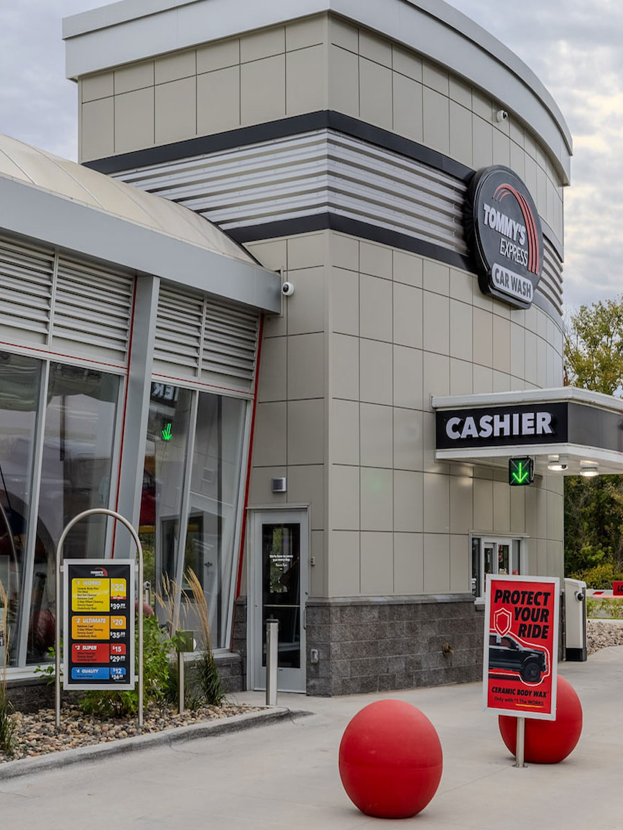 Tommy’s Car Wash